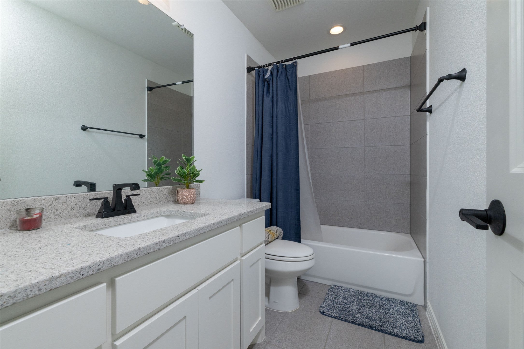 Haslet, Texas, 76052, United States, 5 Bedrooms Bedrooms, ,6 BathroomsBathrooms,Residential,For Sale,2034848