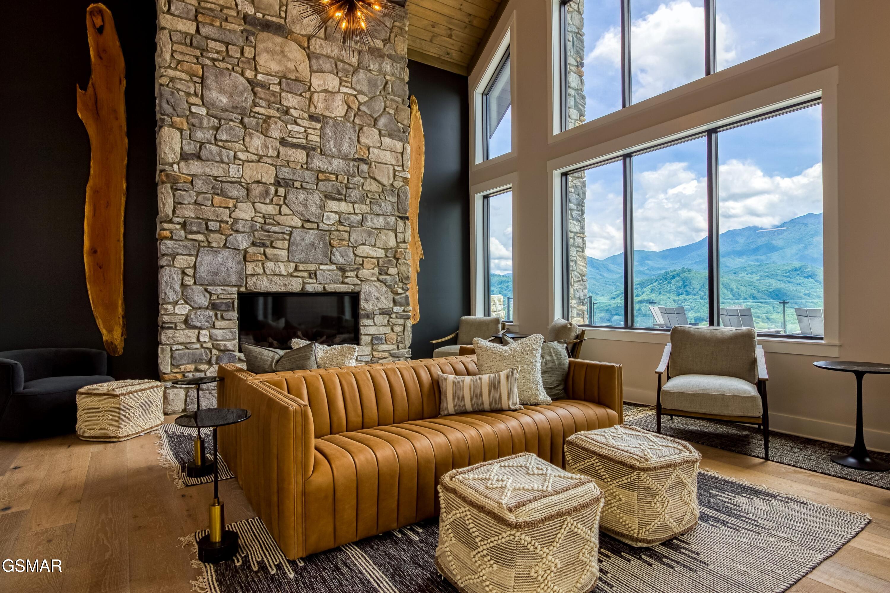 Gatlinburg, Tennessee, 37738, United States, 3 Bedrooms Bedrooms, ,4 BathroomsBathrooms,Residential,For Sale,1977552