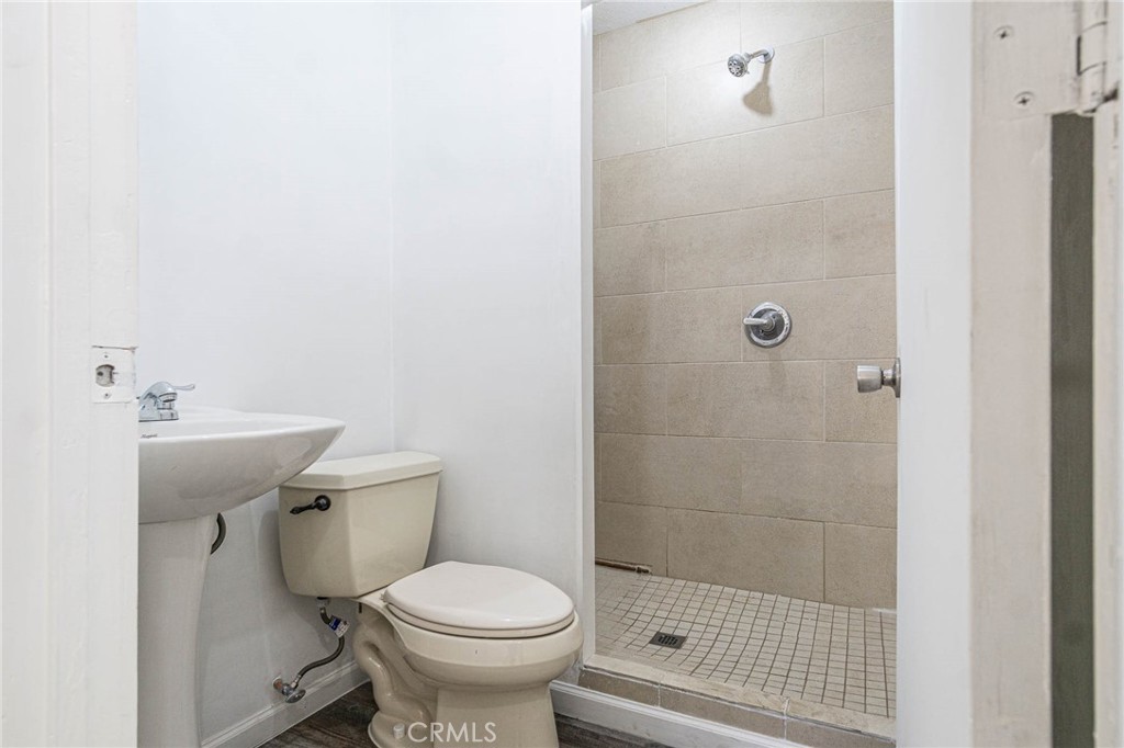 Apple Valley, California, 92308, United States, 4 Bedrooms Bedrooms, ,3 BathroomsBathrooms,Residential,For Sale,1974490