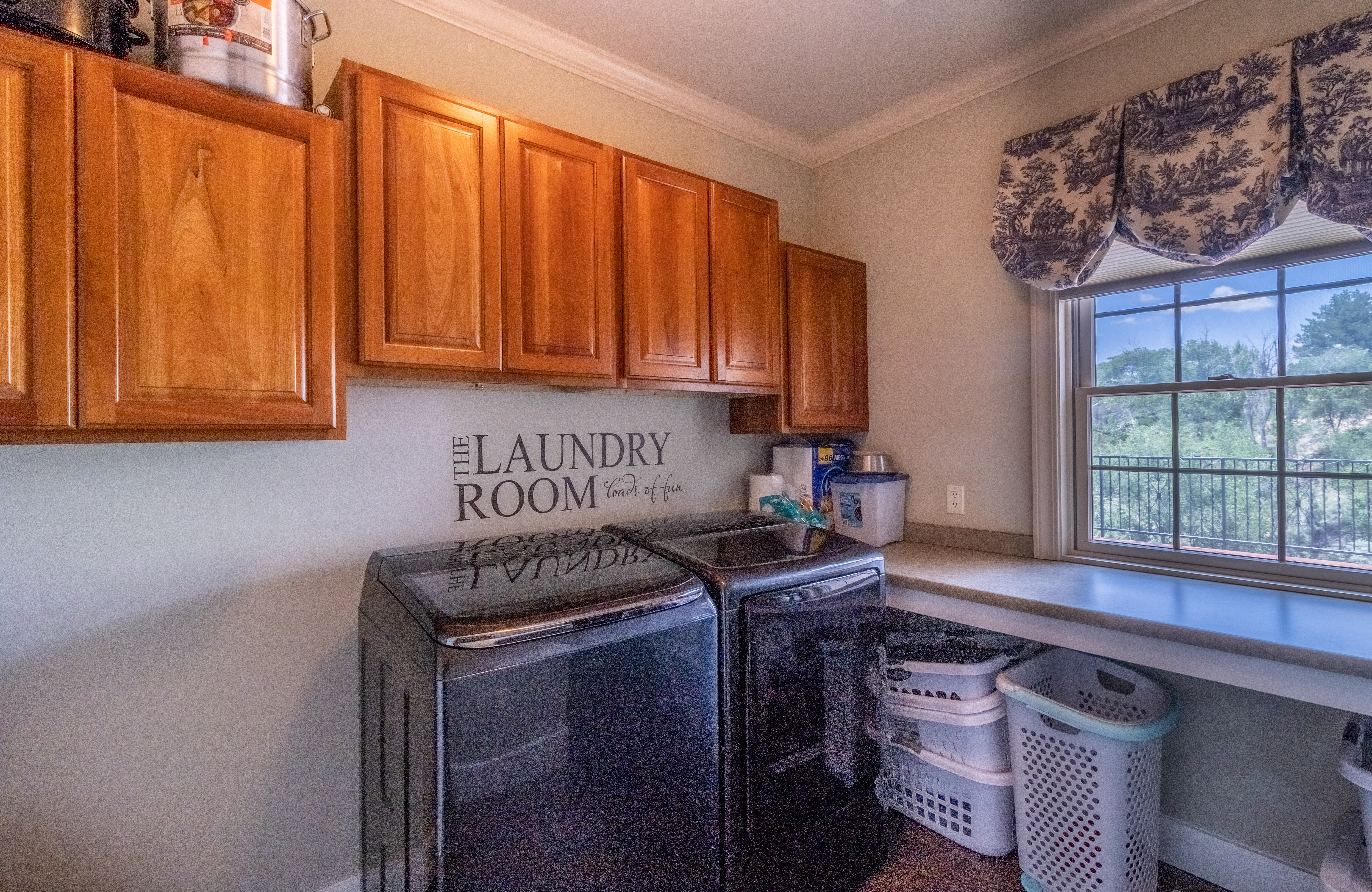 Farmington, New Mexico, 87401, United States, 4 Bedrooms Bedrooms, ,5 BathroomsBathrooms,Residential,For Sale,1942603