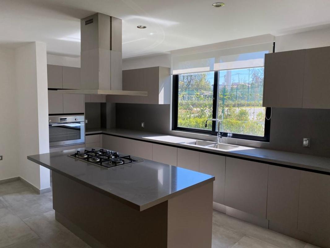 Atizapán de Zaragoza, Estado de México, 52936, Mexico, 3 Bedrooms Bedrooms, ,3 BathroomsBathrooms,Residential,For Sale,1721937