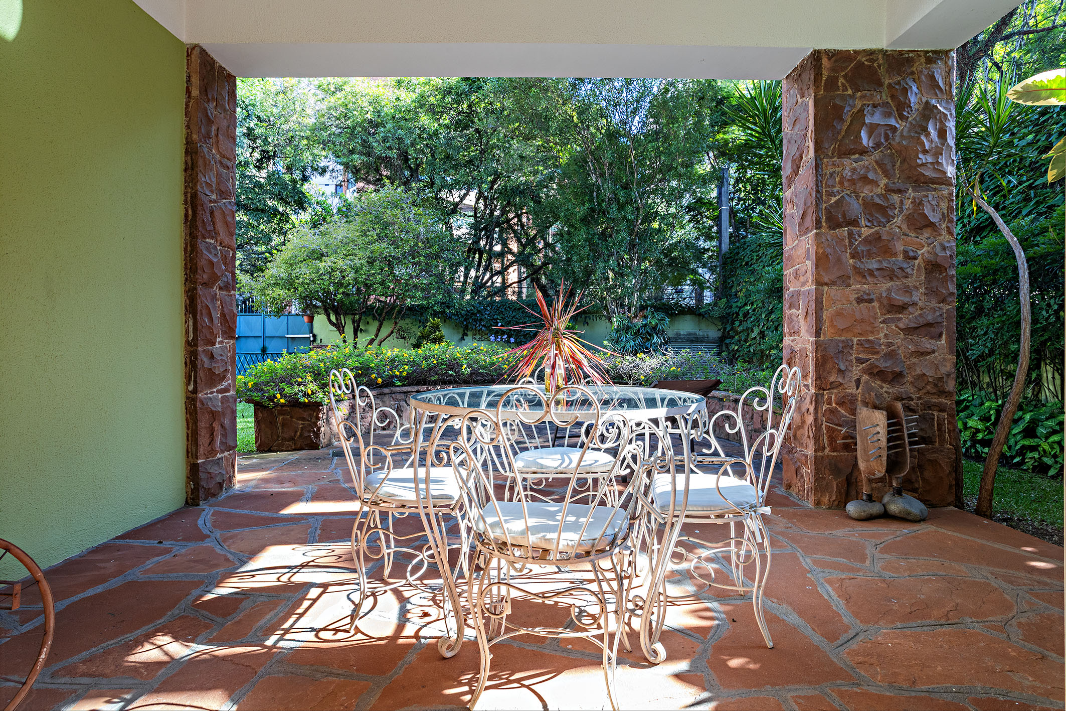  Residence surrounded by garden on a large lot in Jardim Paulista - 物件實景
