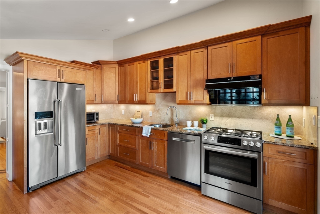 Concord, Massachusetts, 01742, United States, 3 Bedrooms Bedrooms, ,3 BathroomsBathrooms,Residential,For Sale,1949763