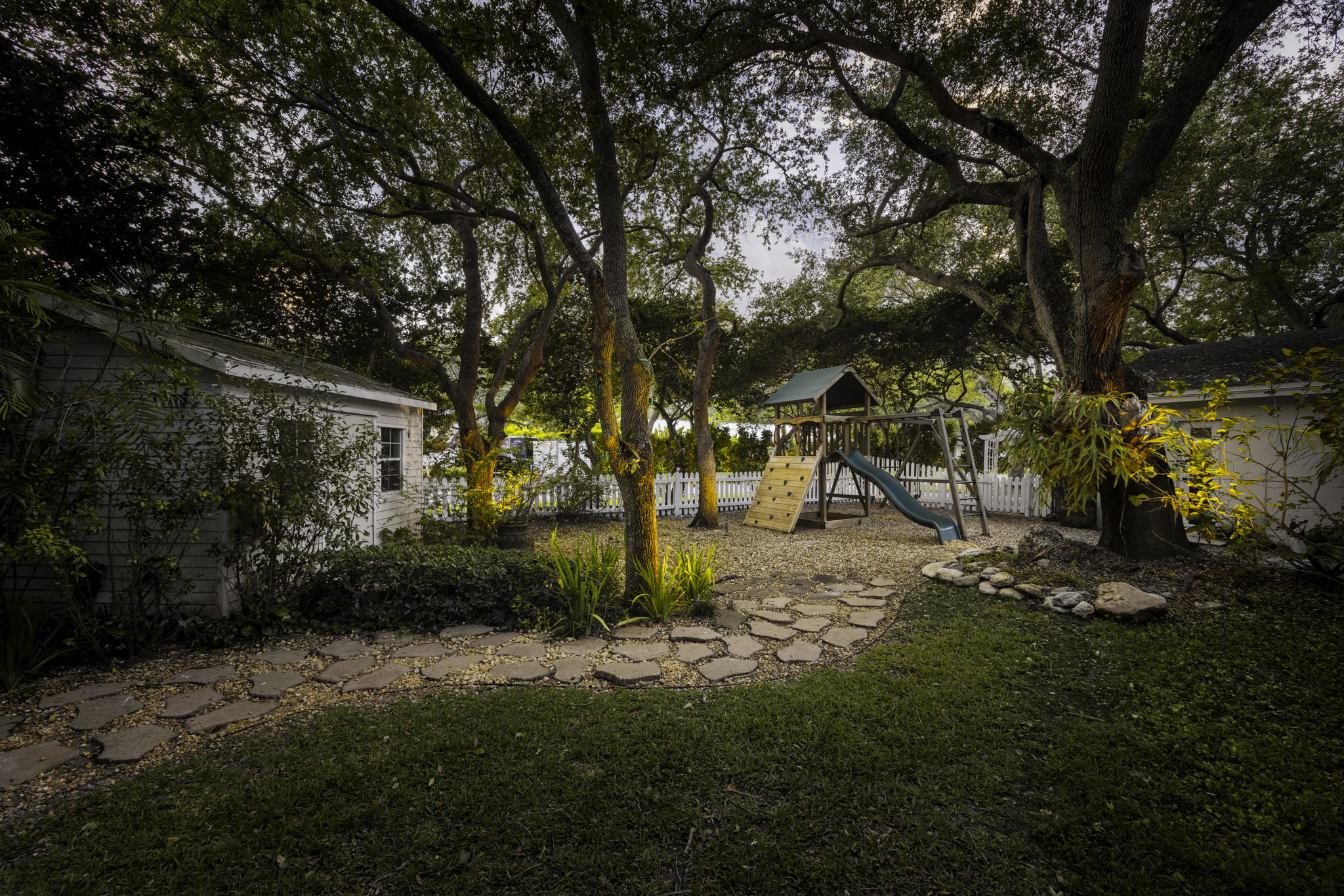  16167 SW 74th Pl, Palmetto Bay, FL, 33157 - 物件實景