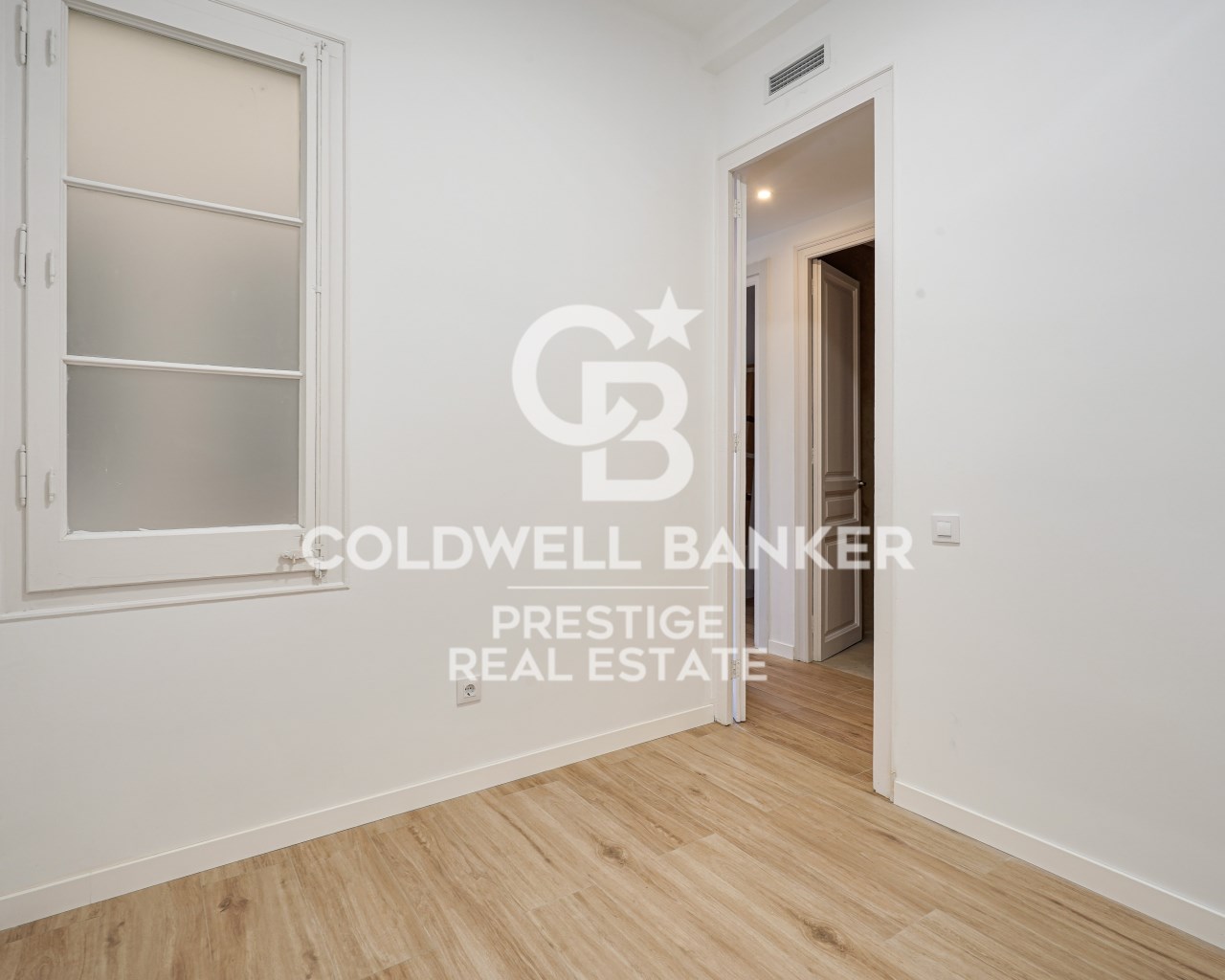 Barcelona, Catalonia, ES, 3 Bedrooms Bedrooms, ,2 BathroomsBathrooms,Residential,For Sale,1964979