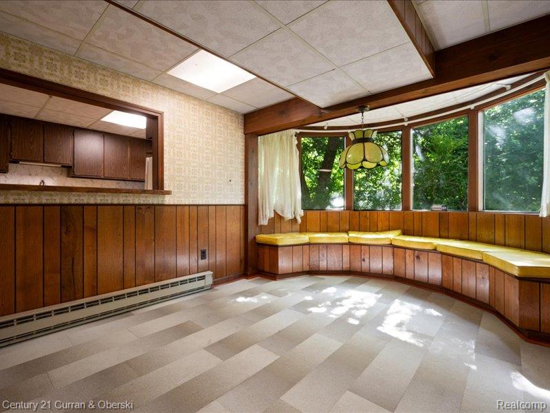 Inkster, Michigan, 48141, United States, 3 Bedrooms Bedrooms, ,3 BathroomsBathrooms,Residential,For Sale,1983266