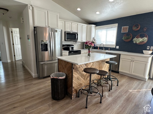 American Fork, Utah, 84003, United States, 5 Bedrooms Bedrooms, ,3 BathroomsBathrooms,Residential,For Sale,1922106