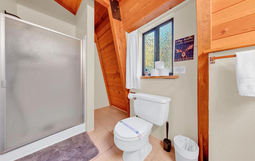 Lake Almanor, California, 96137, United States, 2 Bedrooms Bedrooms, ,3 BathroomsBathrooms,Residential,For Sale,2001829