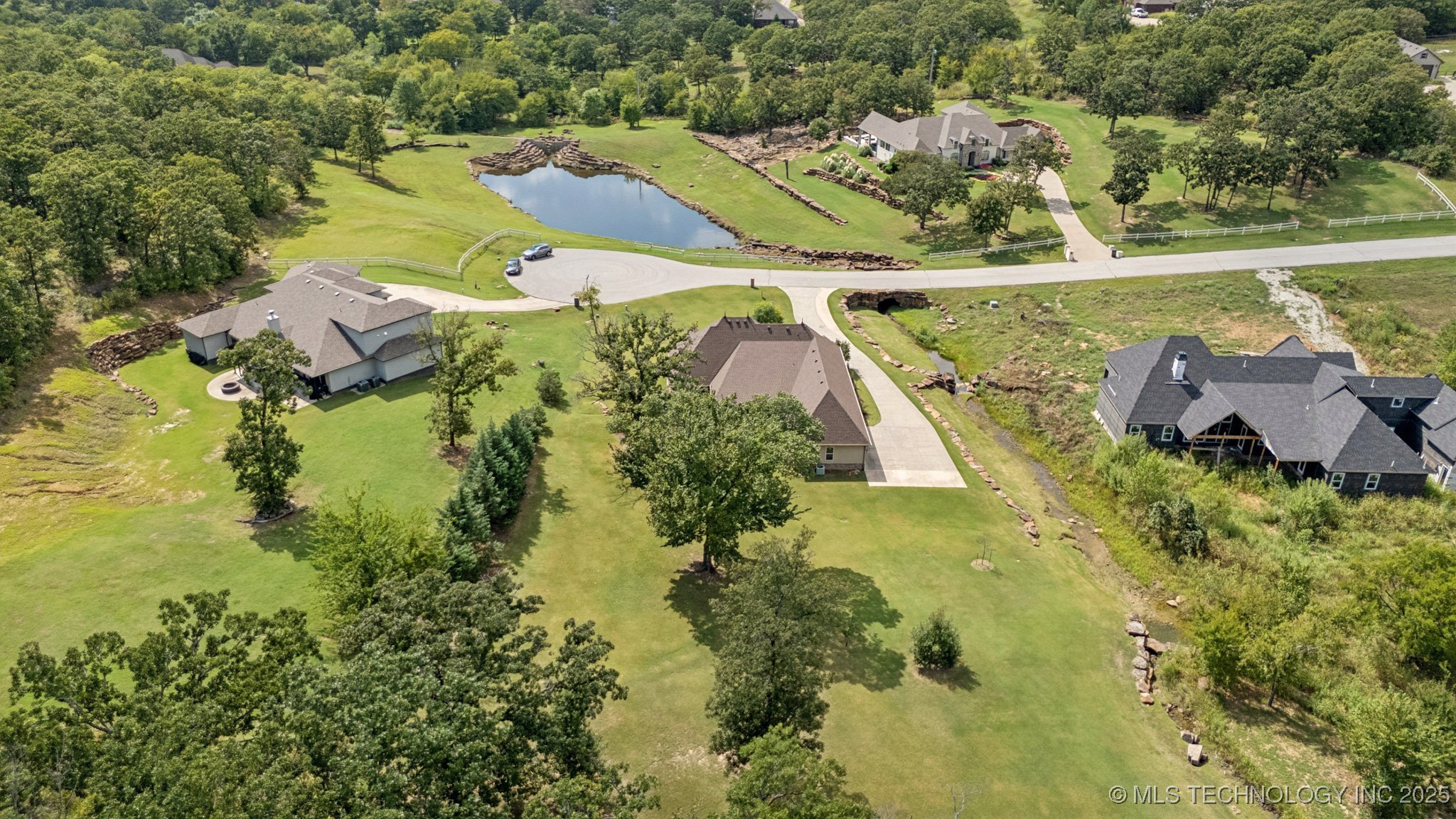 Sapulpa, Oklahoma, 74066, United States, 4 Bedrooms Bedrooms, ,4 BathroomsBathrooms,Residential,For Sale,1940003