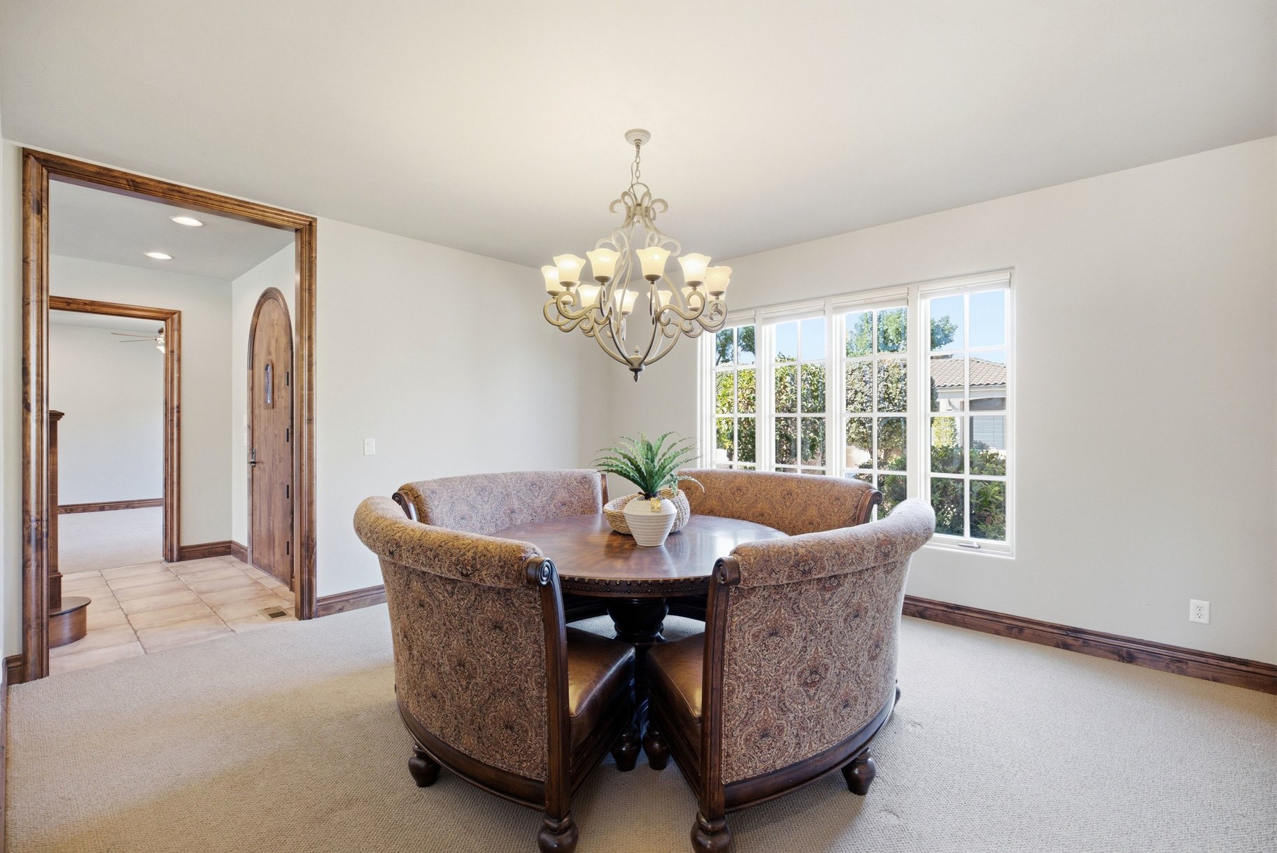  French Country Estate, Tucked Within an Exclusive Luxury Gated Community - 物件實景