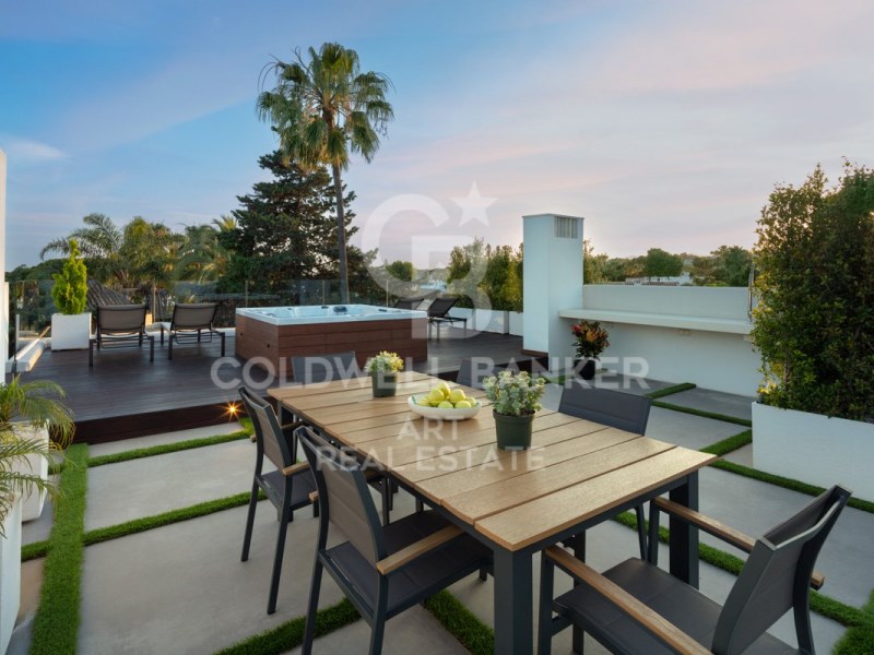 Marbella, Andalusia, ES, 5 Bedrooms Bedrooms, ,6 BathroomsBathrooms,Residential,For Sale,1804123