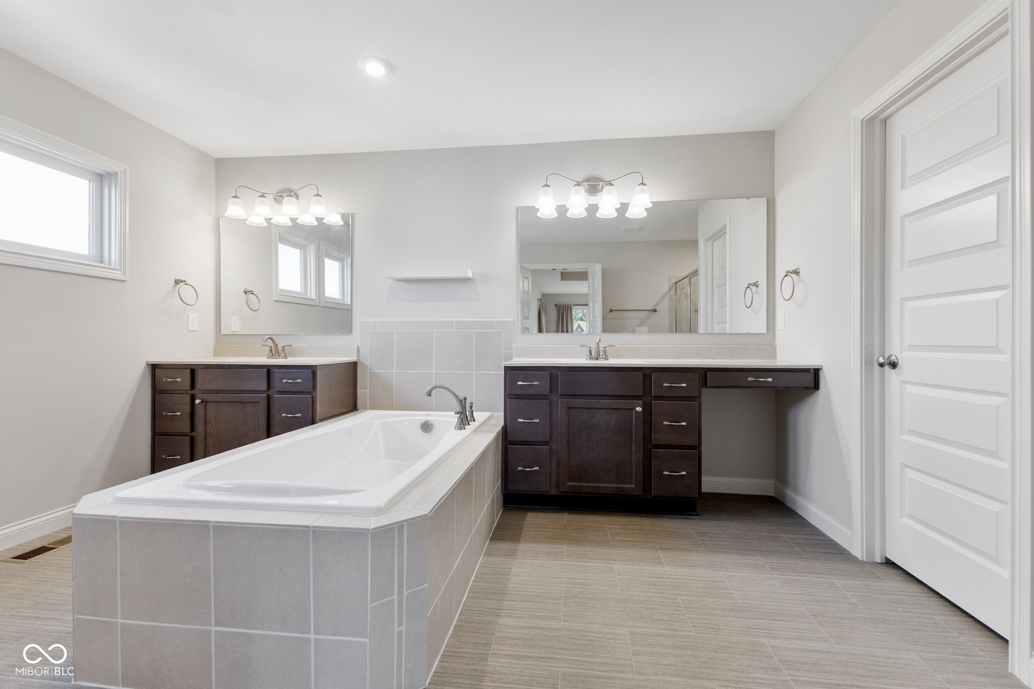 Fishers, Indiana, 46037, United States, 5 Bedrooms Bedrooms, ,4 BathroomsBathrooms,Residential,For Sale,1973782