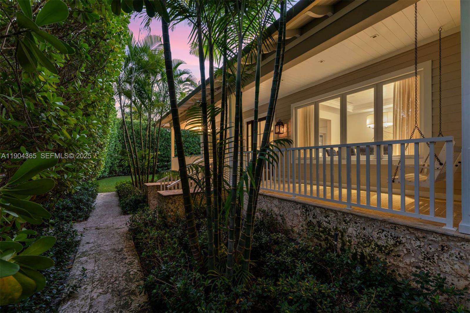 Miami Beach, Florida, 33140, United States, 4 Bedrooms Bedrooms, ,6 BathroomsBathrooms,Residential,For Sale,1992066