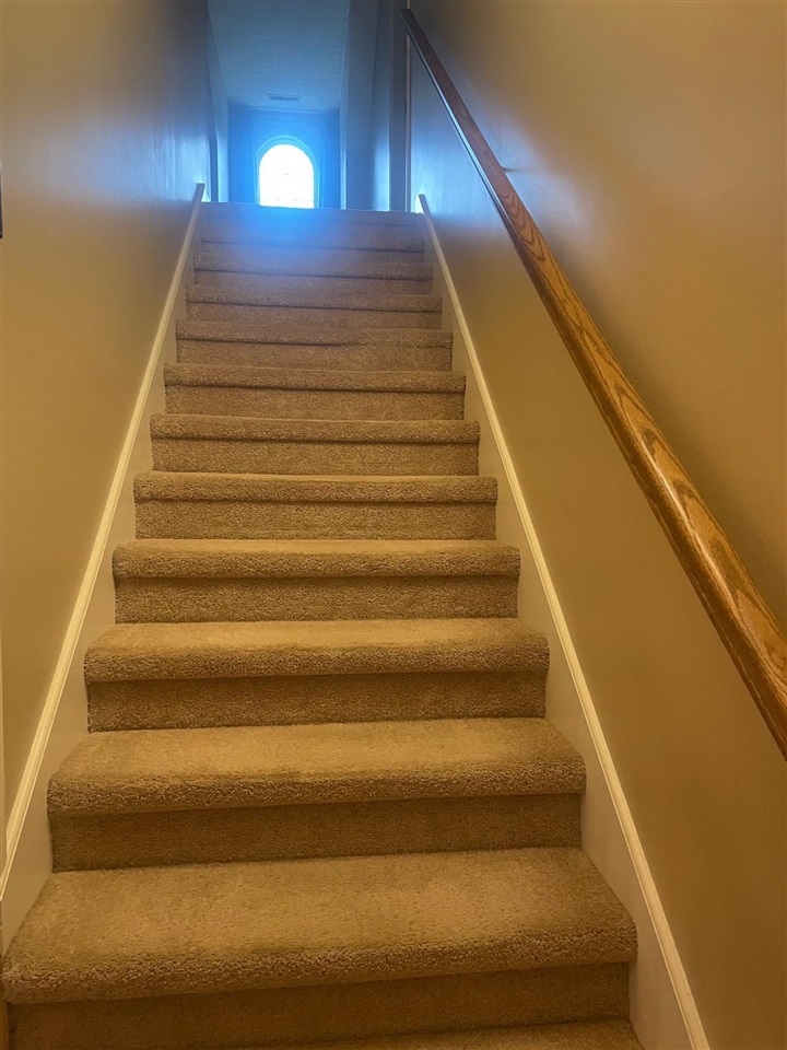 Bowling Green, Kentucky, 42104, United States, 4 Bedrooms Bedrooms, ,5 BathroomsBathrooms,Residential,For Sale,1971353