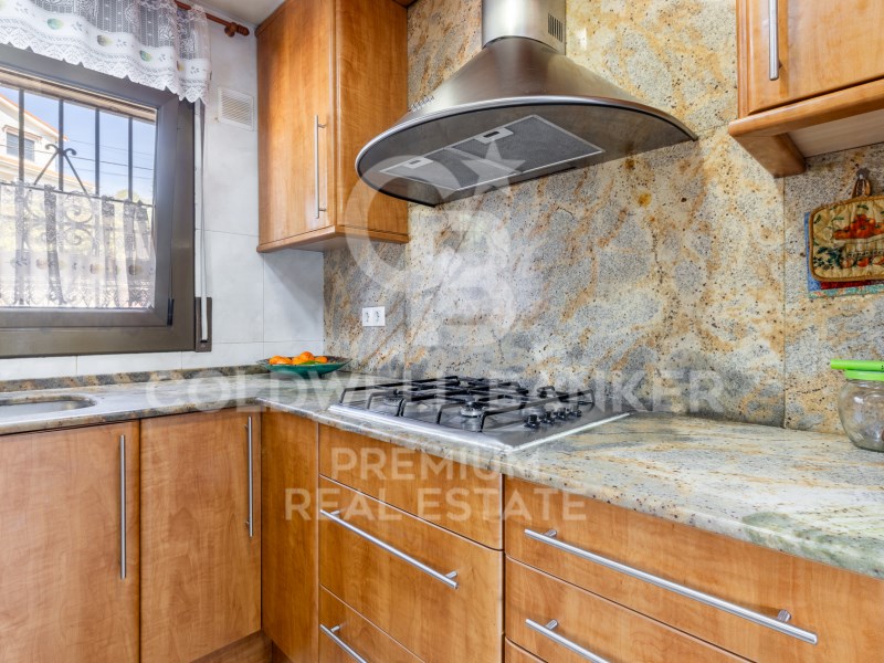 Sant Cugat del Vallès, Catalonia, ES, 5 Bedrooms Bedrooms, ,2 BathroomsBathrooms,Residential,For Sale,1759701