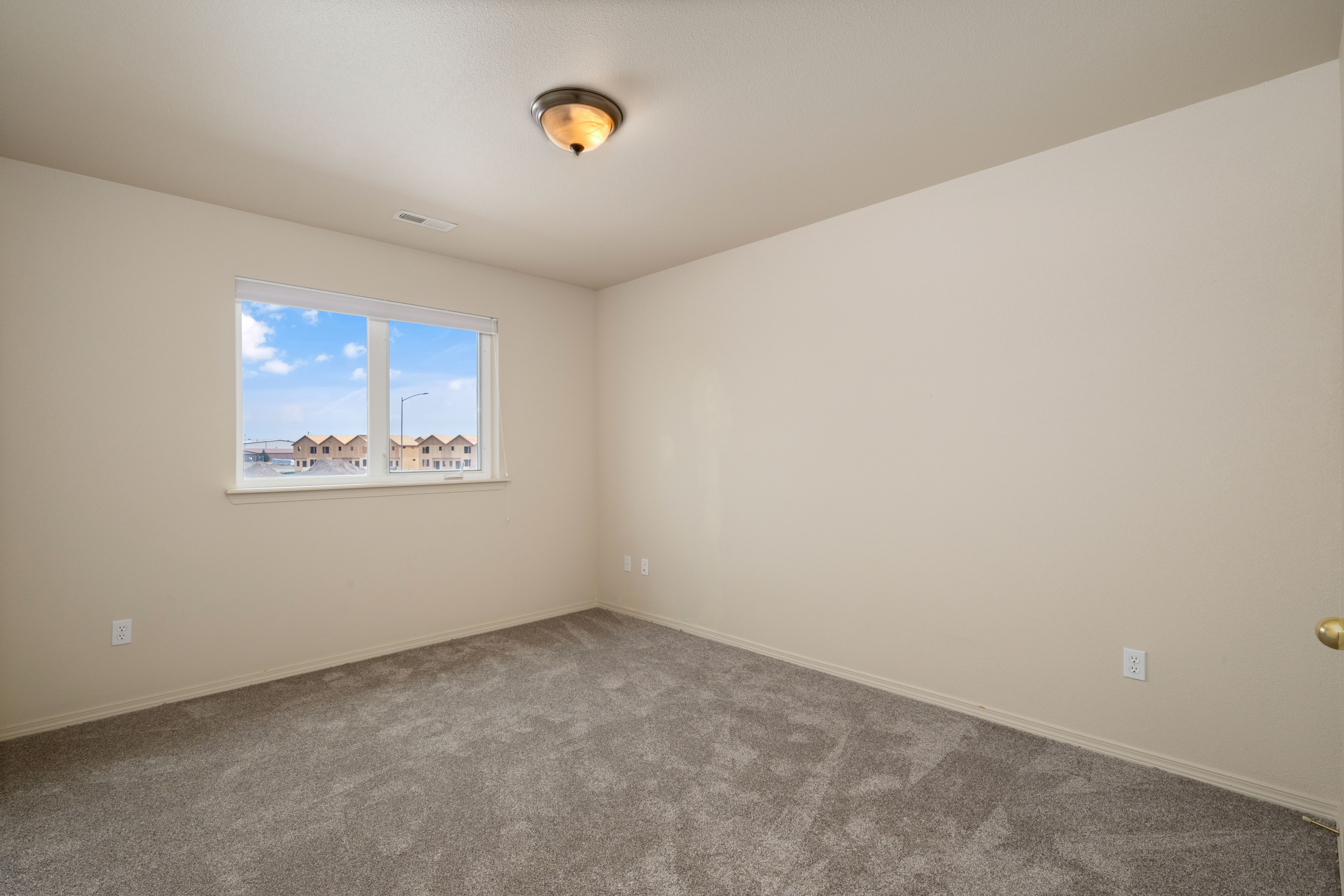  Beautifully Updated Townhome - 物件實景