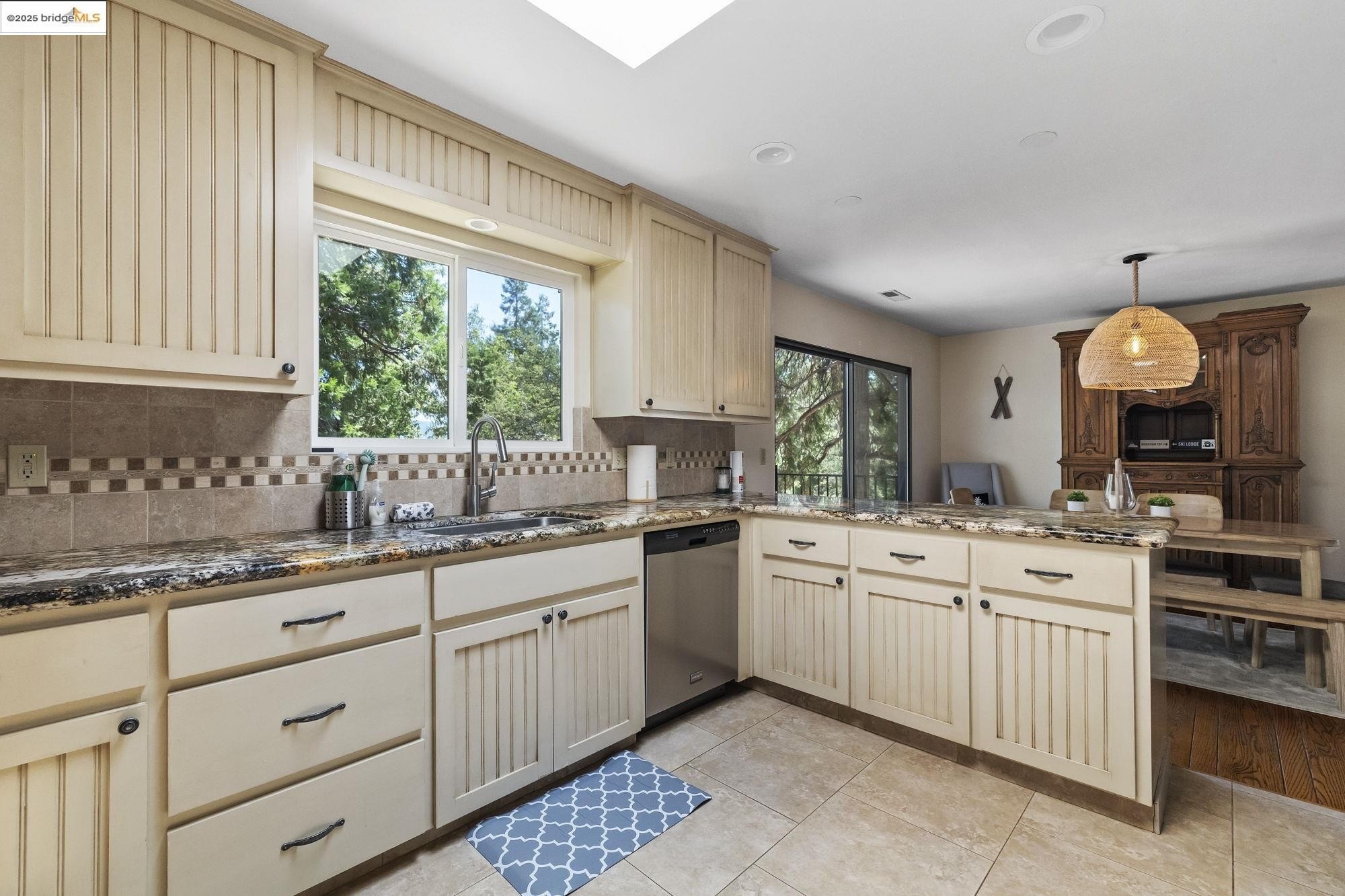 Mi Wuk Village, California, 95346, United States, 4 Bedrooms Bedrooms, ,3 BathroomsBathrooms,Residential,For Sale,1826710