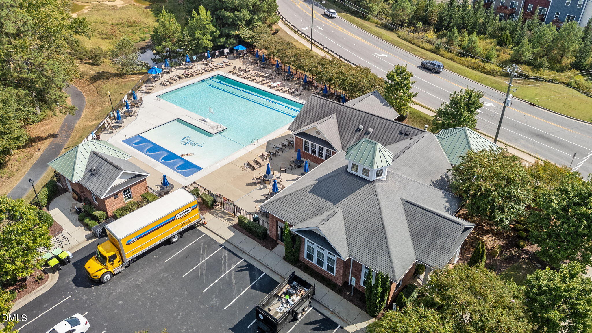 Apex, North Carolina, 27502, United States, 4 Bedrooms Bedrooms, ,4 BathroomsBathrooms,Residential,For Sale,1956835