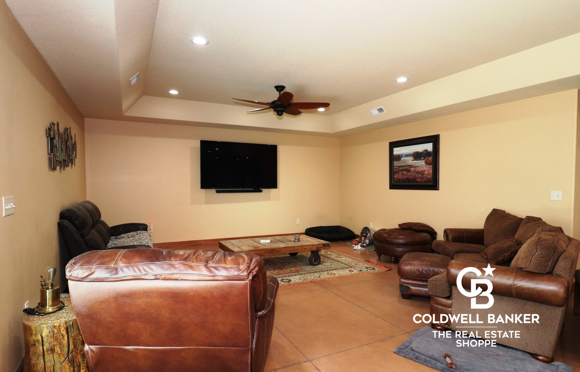 Garden City, Kansas, 67846, United States, 2 Bedrooms Bedrooms, ,Residential,For Sale,1890004