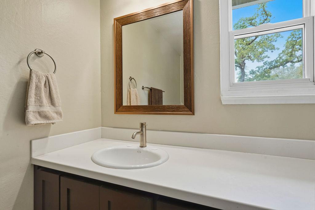 Auburn, California, 95602, United States, 3 Bedrooms Bedrooms, ,2 BathroomsBathrooms,Residential,For Sale,2048014