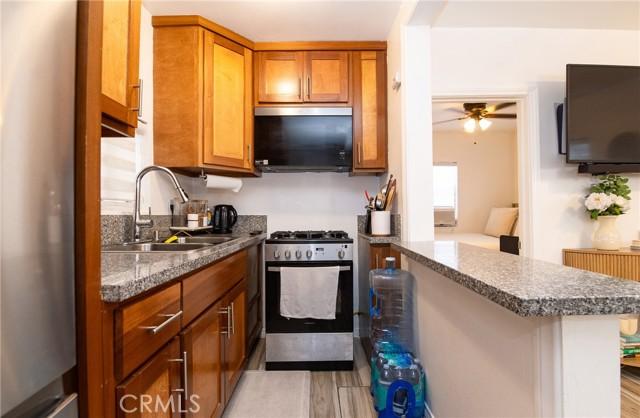 Los Angeles, California, 90001, United States, ,Residential,For Sale,2010027