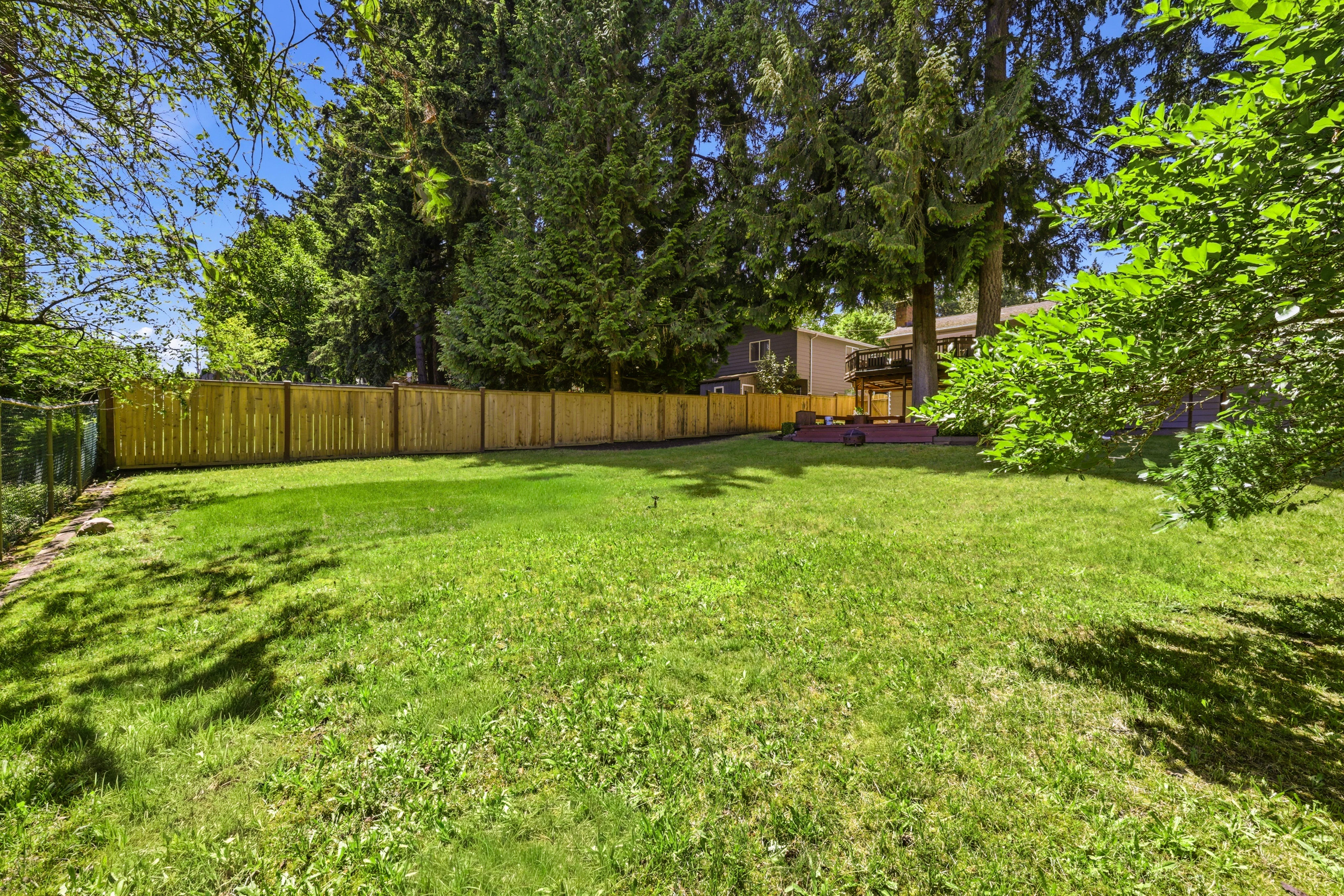  7612 135th Place Northeast, Redmond, WA 98052 - 物件實景
