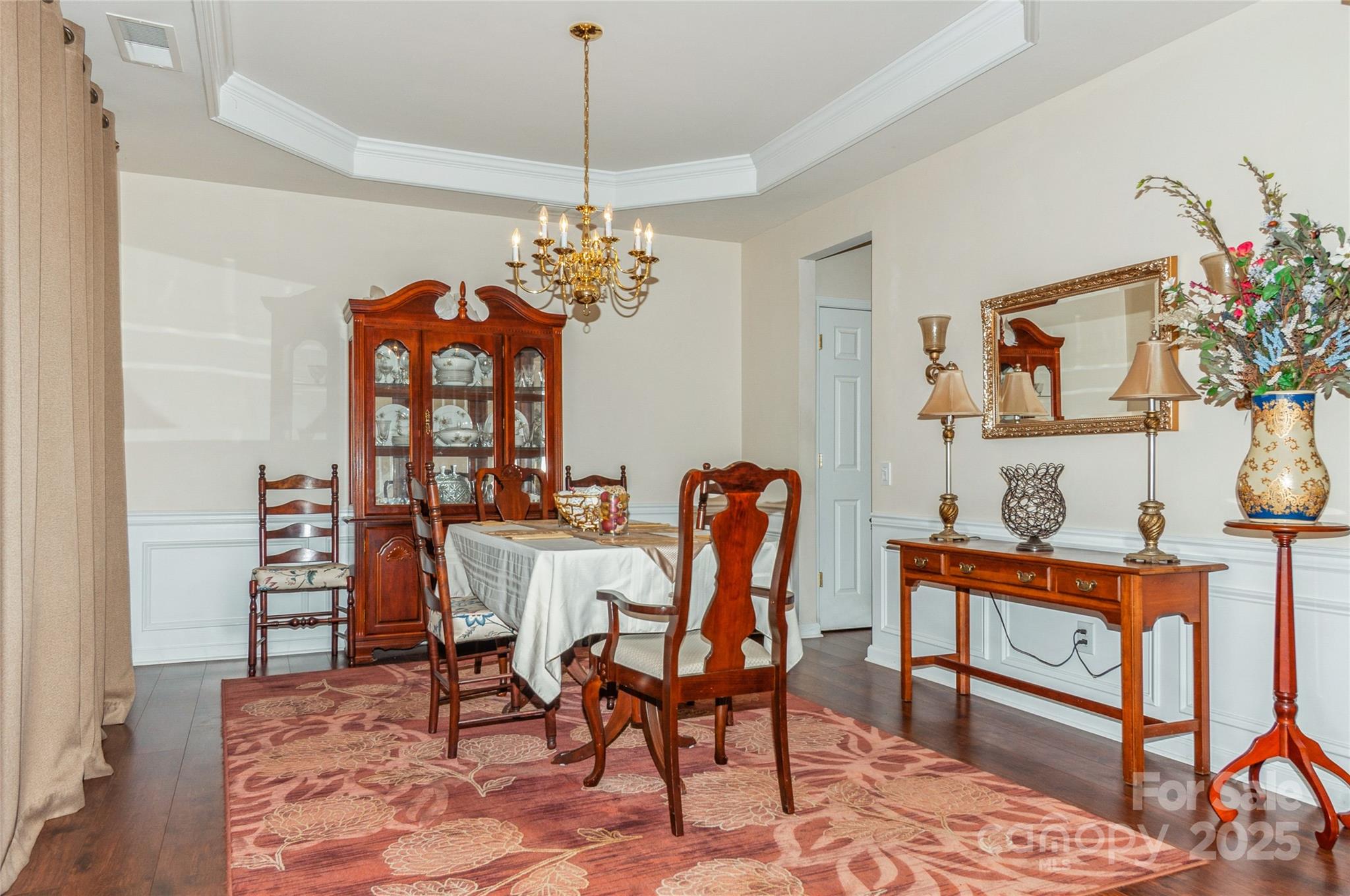 Cornelius, North Carolina, 28031, United States, 4 Bedrooms Bedrooms, ,3 BathroomsBathrooms,Residential,For Sale,1896609