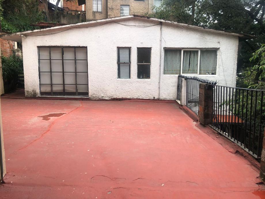 Privada de Cedros, Álvaro Obregón, Ciudad de México, 01790, Mexico, 4 Bedrooms Bedrooms, ,3 BathroomsBathrooms,Residential,For Sale,Privada de Cedros,1443690