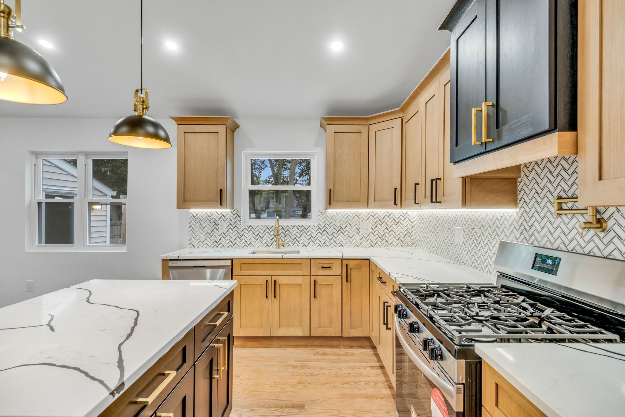 Centereach, New York, 11720, United States, 3 Bedrooms Bedrooms, ,3 BathroomsBathrooms,Residential,For Sale,1851254