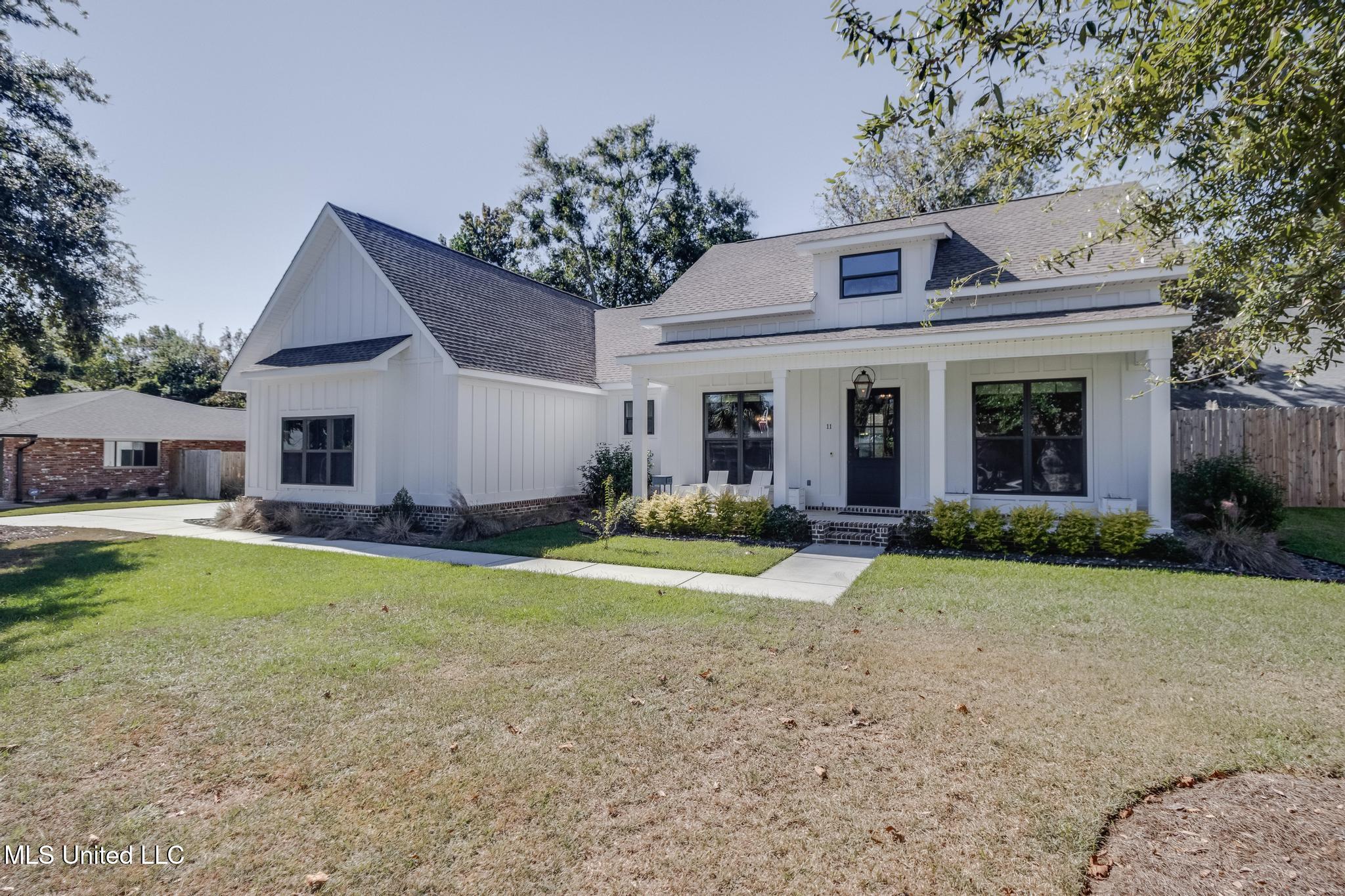 Long Beach, Mississippi, 39560, United States, 3 Bedrooms Bedrooms, ,2 BathroomsBathrooms,Residential,For Sale,1968810