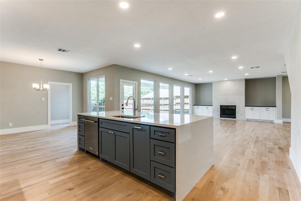 Plano, Texas, 75025, United States, 5 Bedrooms Bedrooms, ,4 BathroomsBathrooms,Residential,For Sale,1916140