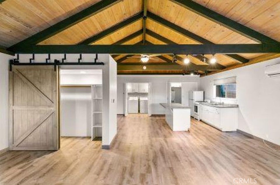 Lake Arrowhead, California, 92352, United States, 4 Bedrooms Bedrooms, ,3 BathroomsBathrooms,Residential,For Sale,1975175