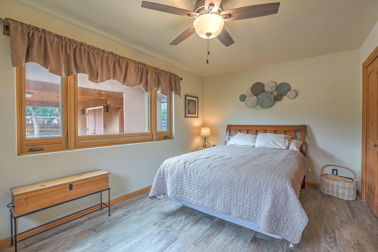 Corrales, New Mexico, 87048, United States, 2 Bedrooms Bedrooms, ,3 BathroomsBathrooms,Residential,For Sale,1838092