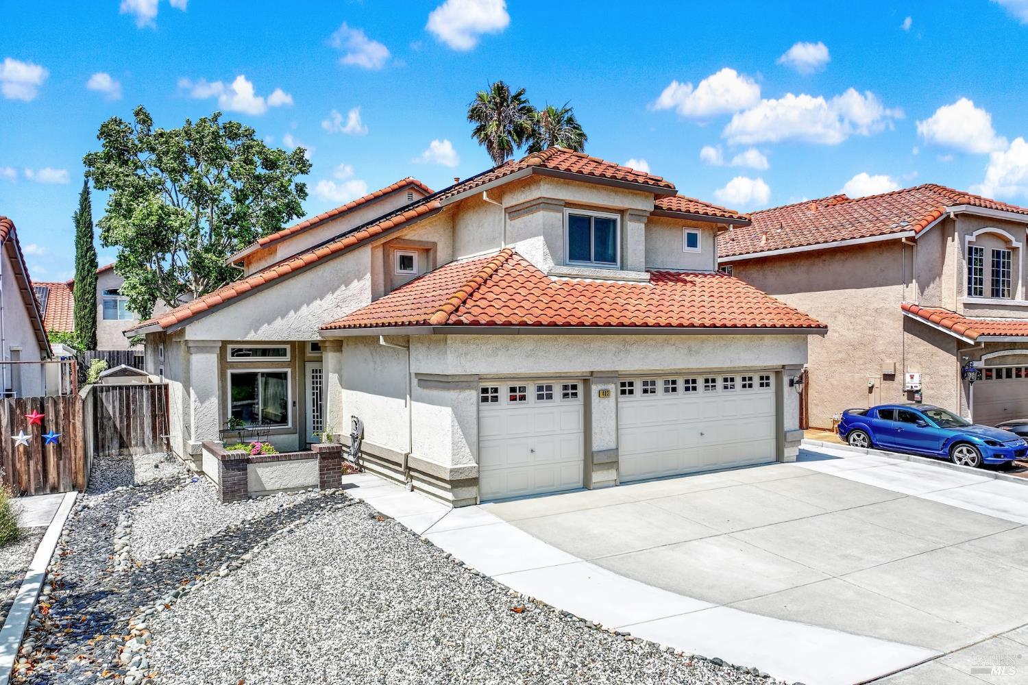Vacaville, California, 95687, United States, 4 Bedrooms Bedrooms, ,3 BathroomsBathrooms,Residential,For Sale,1856071