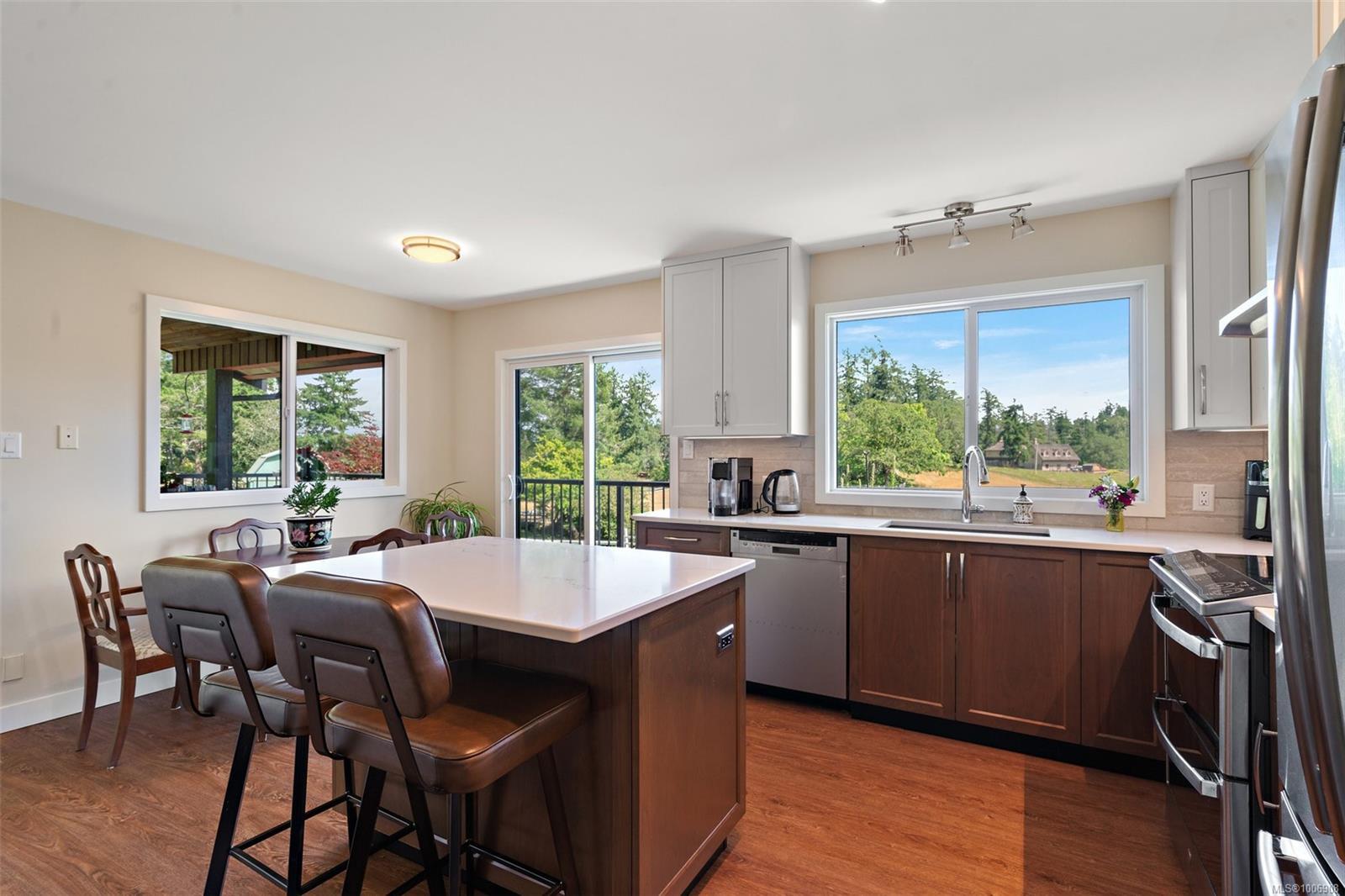 SAANICH, British Columbia, V9E 2C8, CA, 5 Bedrooms Bedrooms, ,Residential,For Sale,1890664