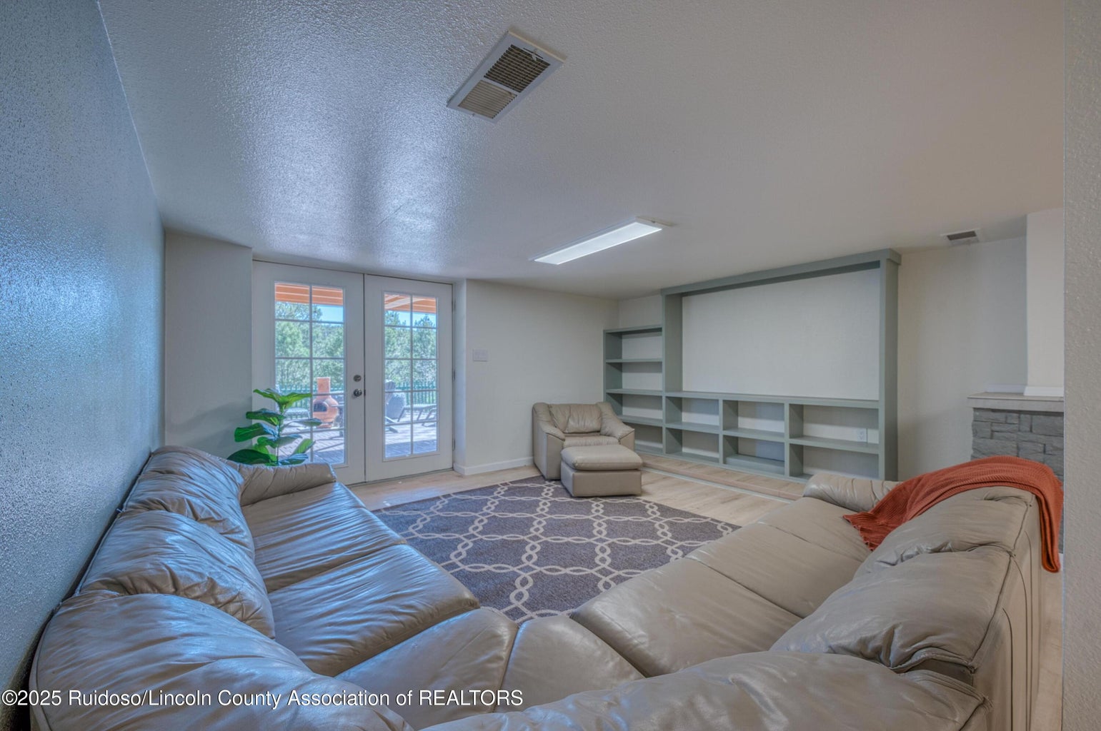 High Rolls Mountain Park, New Mexico, 87110, United States, 4 Bedrooms Bedrooms, ,3 BathroomsBathrooms,Residential,For Sale,2013029