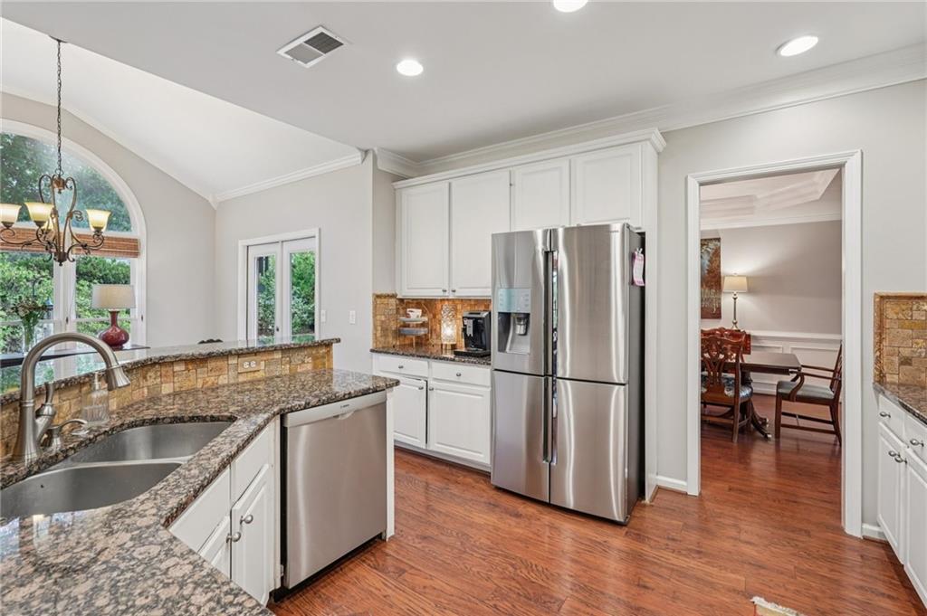 Suwanee, Georgia, 30024, United States, 4 Bedrooms Bedrooms, ,3 BathroomsBathrooms,Residential,For Sale,1974412