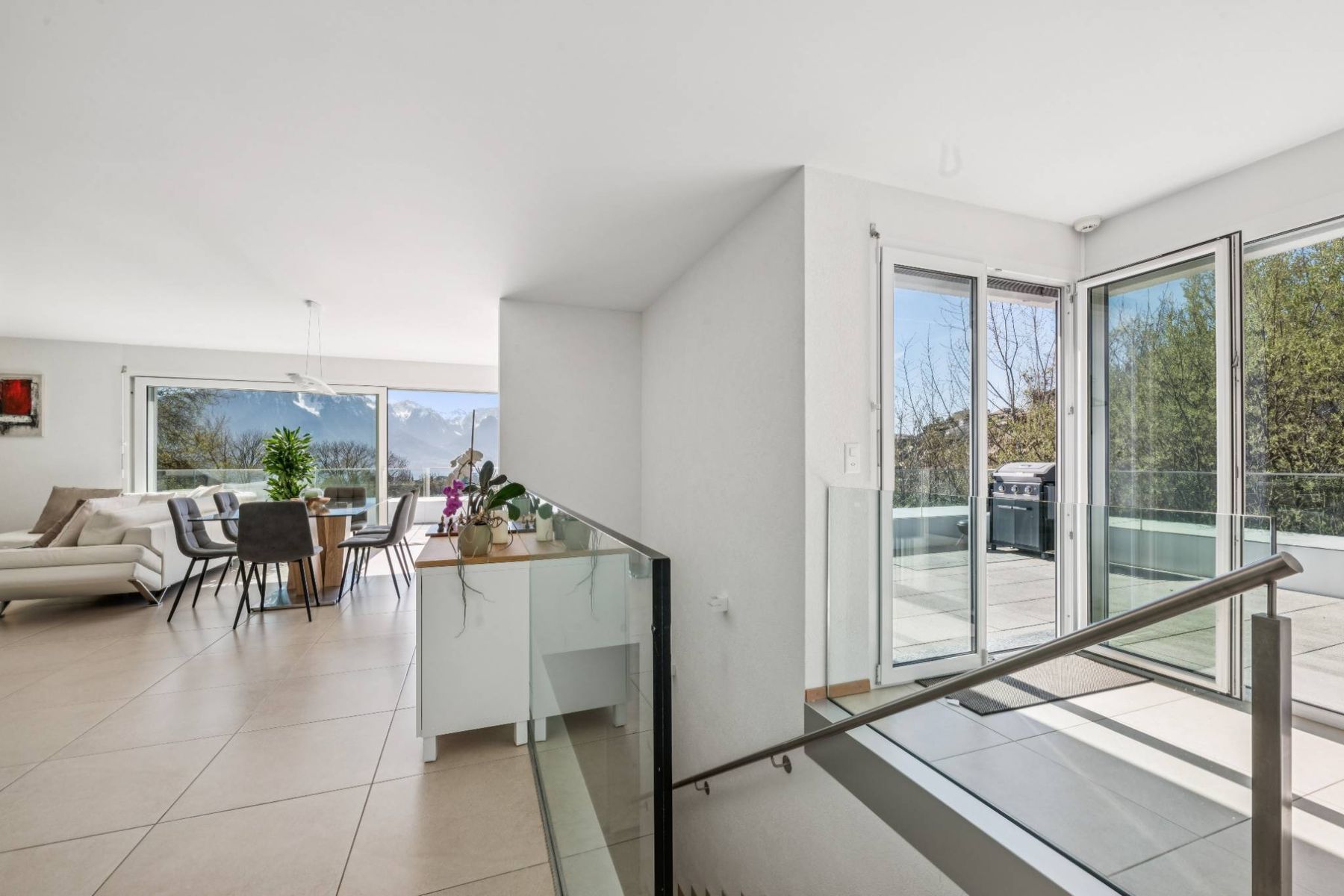  Contemporary penthouse duplex with lake view - 物件實景