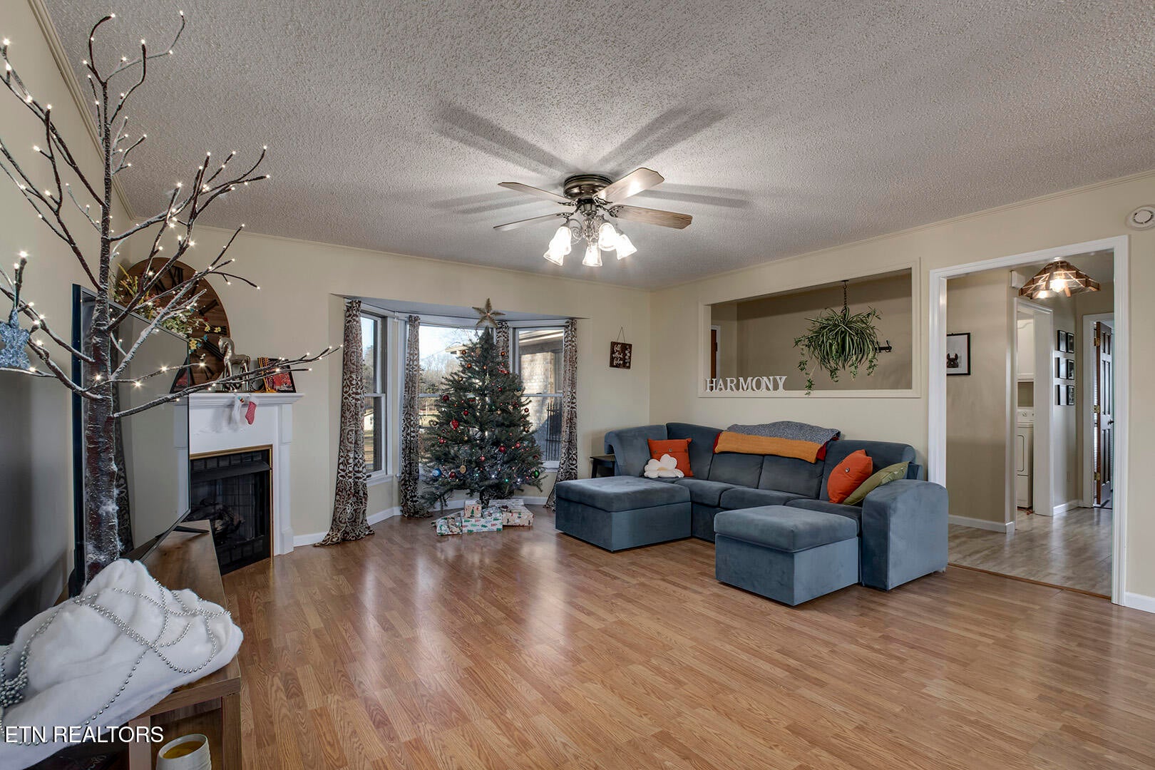 Loudon, Tennessee, 37774, United States, 3 Bedrooms Bedrooms, ,3 BathroomsBathrooms,Residential,For Sale,2013606