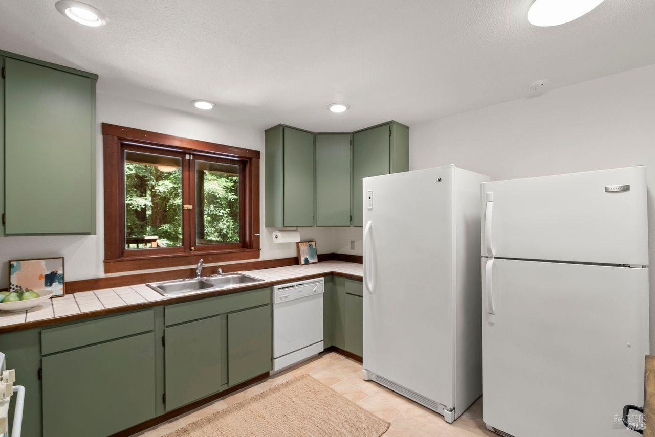 Woodacre, California, 94973, United States, 5 Bedrooms Bedrooms, ,3 BathroomsBathrooms,Residential,For Sale,1838533