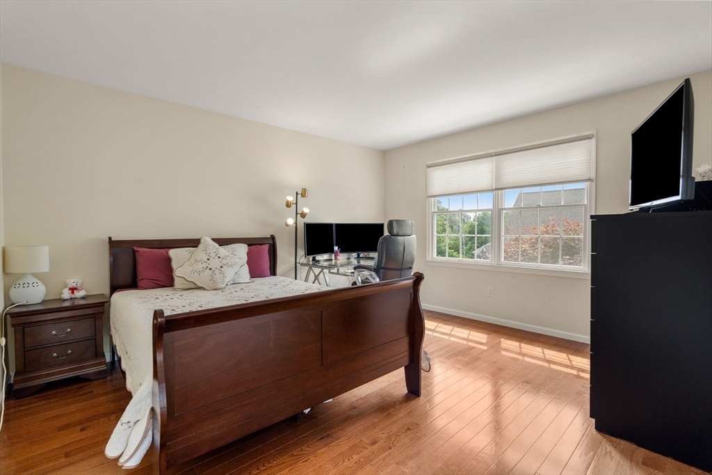 Methuen, Massachusetts, 01844, United States, 4 Bedrooms Bedrooms, ,3 BathroomsBathrooms,Residential,For Sale,1912504