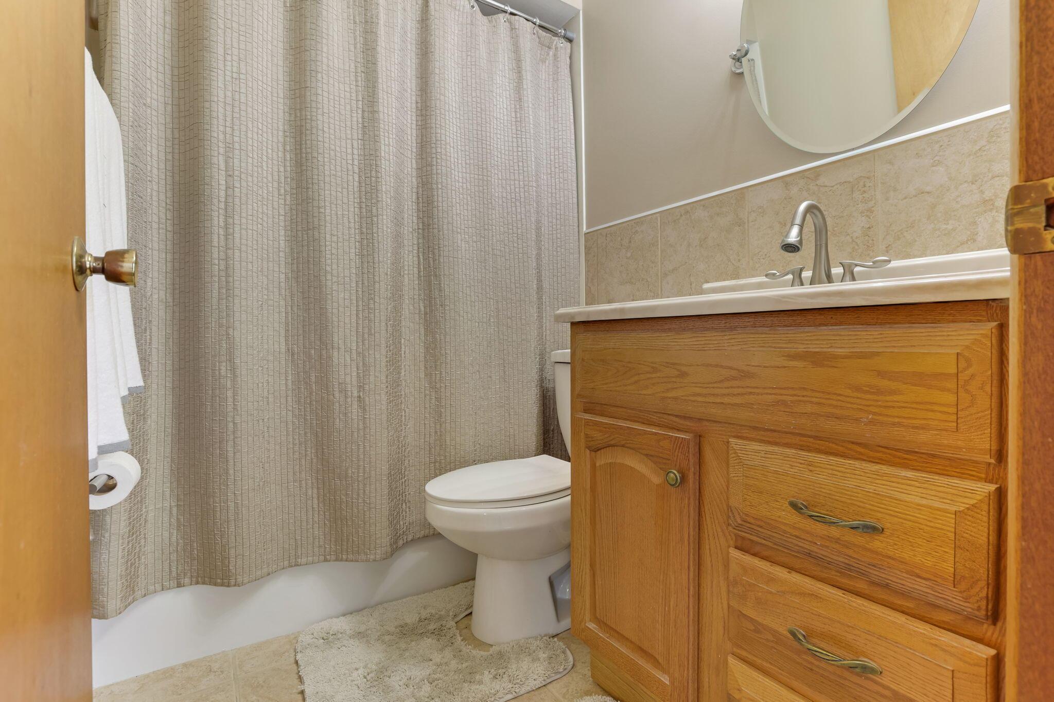 Grove City, Ohio, 43123, United States, 3 Bedrooms Bedrooms, ,3 BathroomsBathrooms,Residential,For Sale,2007789