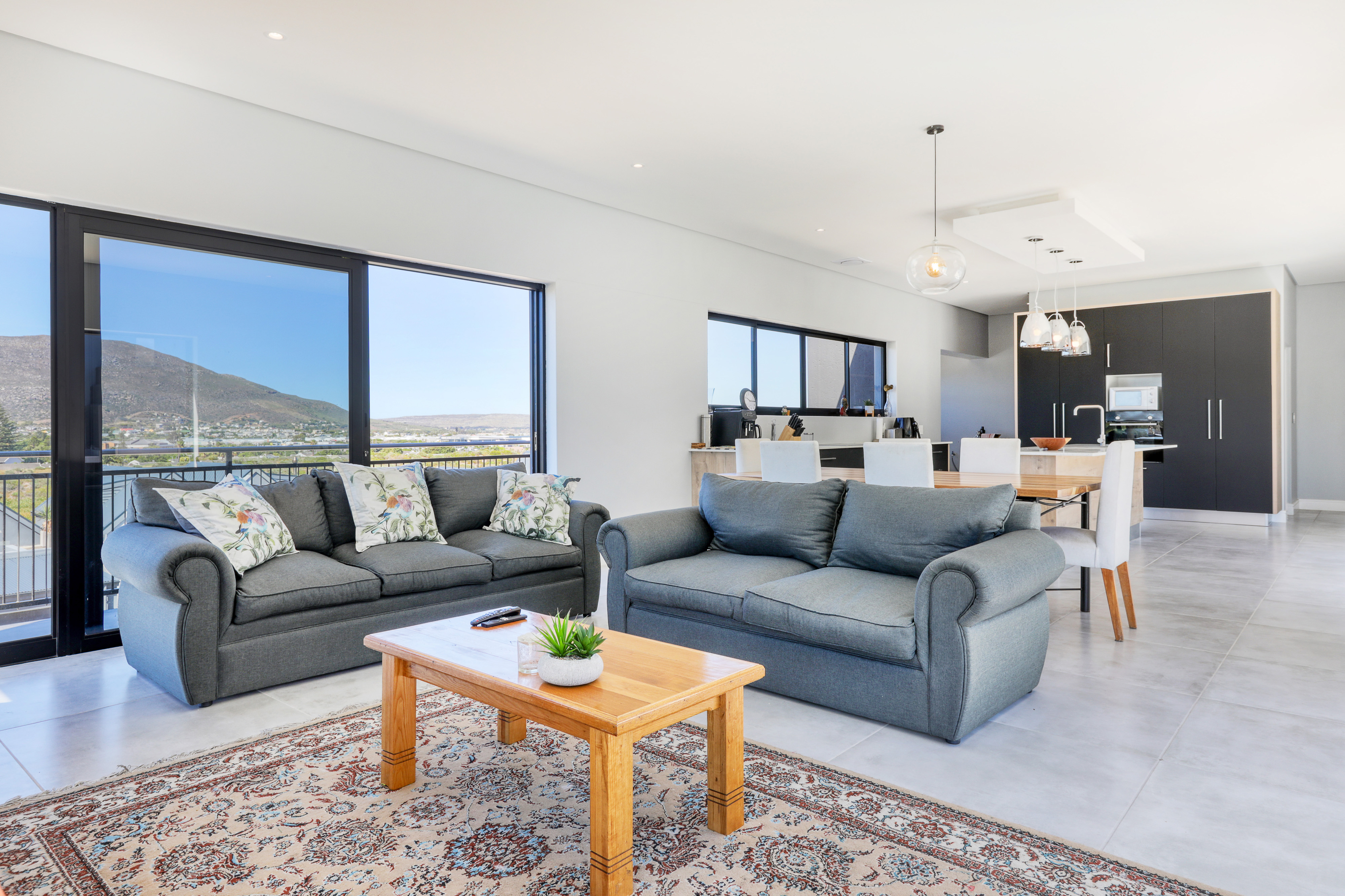  Noordhoek, Chapman
