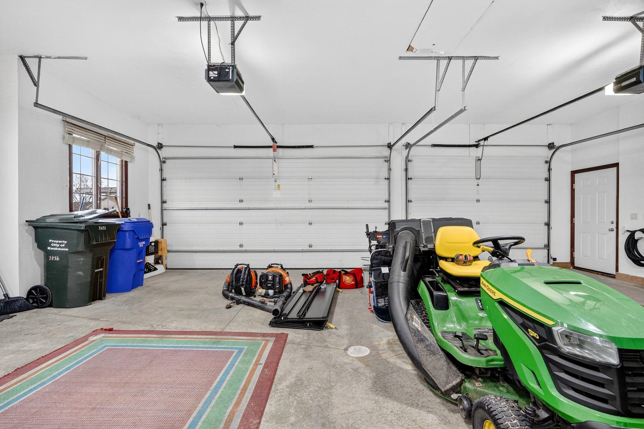 Kaukauna, Wisconsin, 54130-3934, United States, 4 Bedrooms Bedrooms, ,4 BathroomsBathrooms,Residential,For Sale,2034121