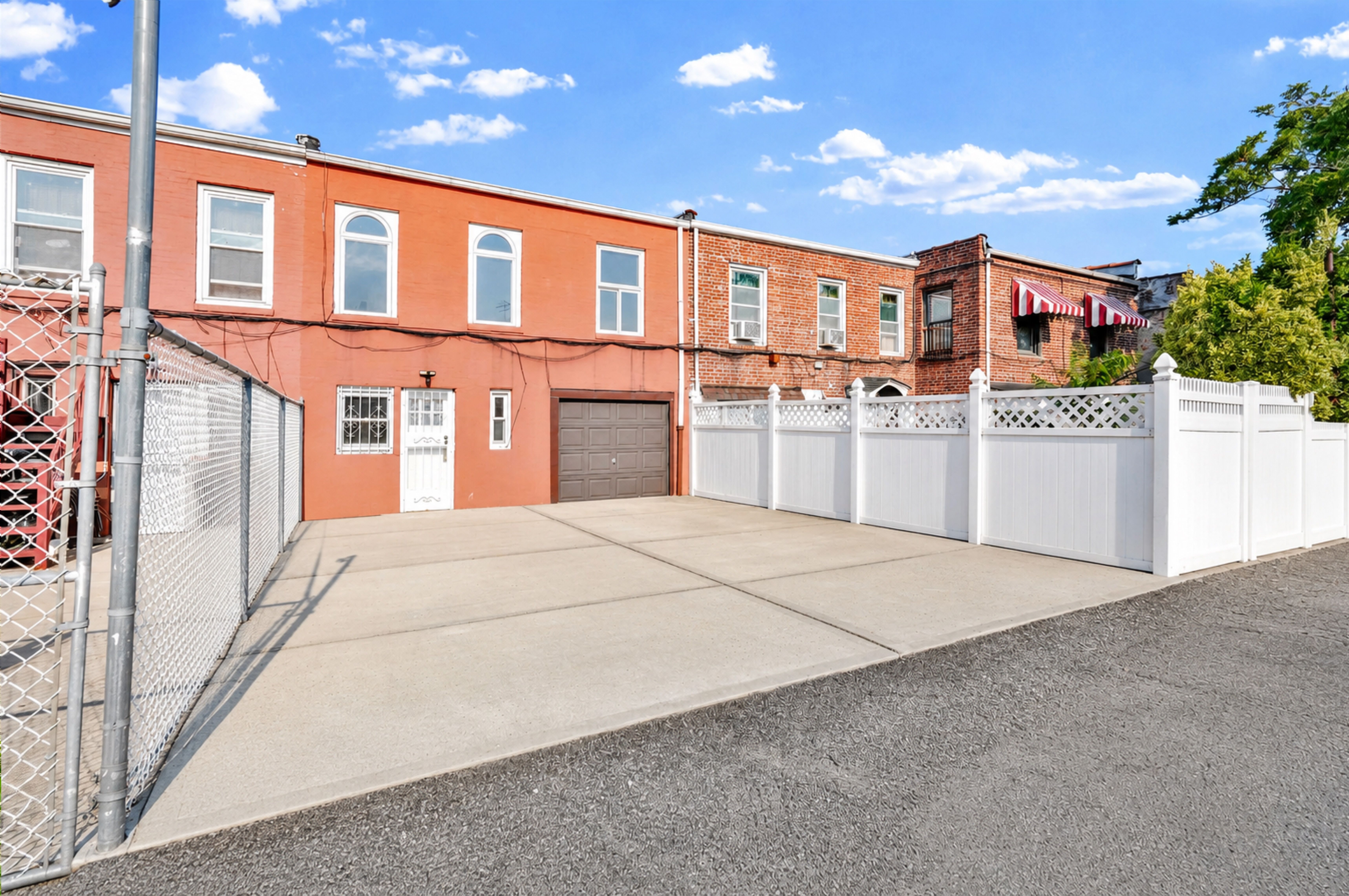  252 E 45th Street, Brooklyn, NY, 11203 - 物件實景