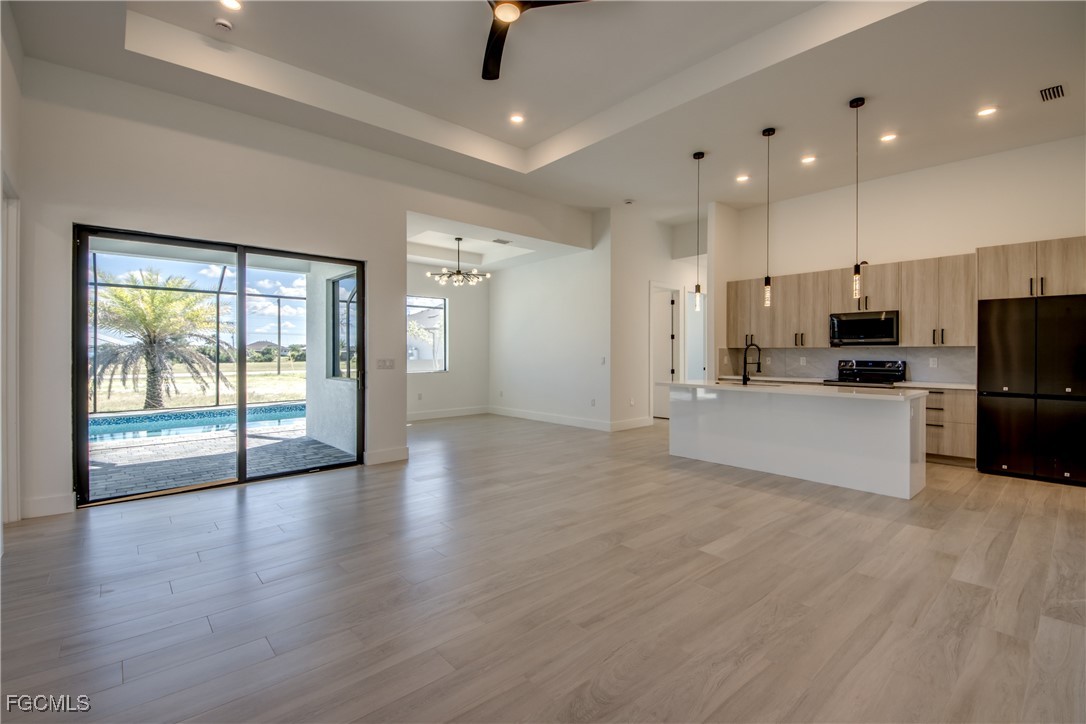 Cape Coral, Florida, 33993, United States, 4 Bedrooms Bedrooms, ,3 BathroomsBathrooms,Residential,For Sale,1983002