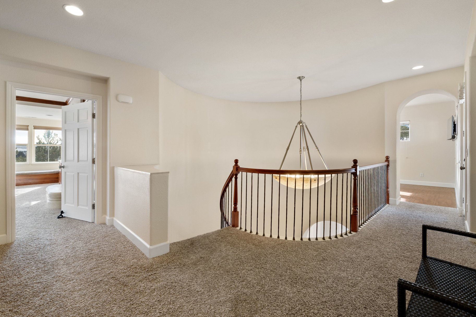  Spacious Retreat with Panoramic Views in a Premiere Gated Community - 物件實景