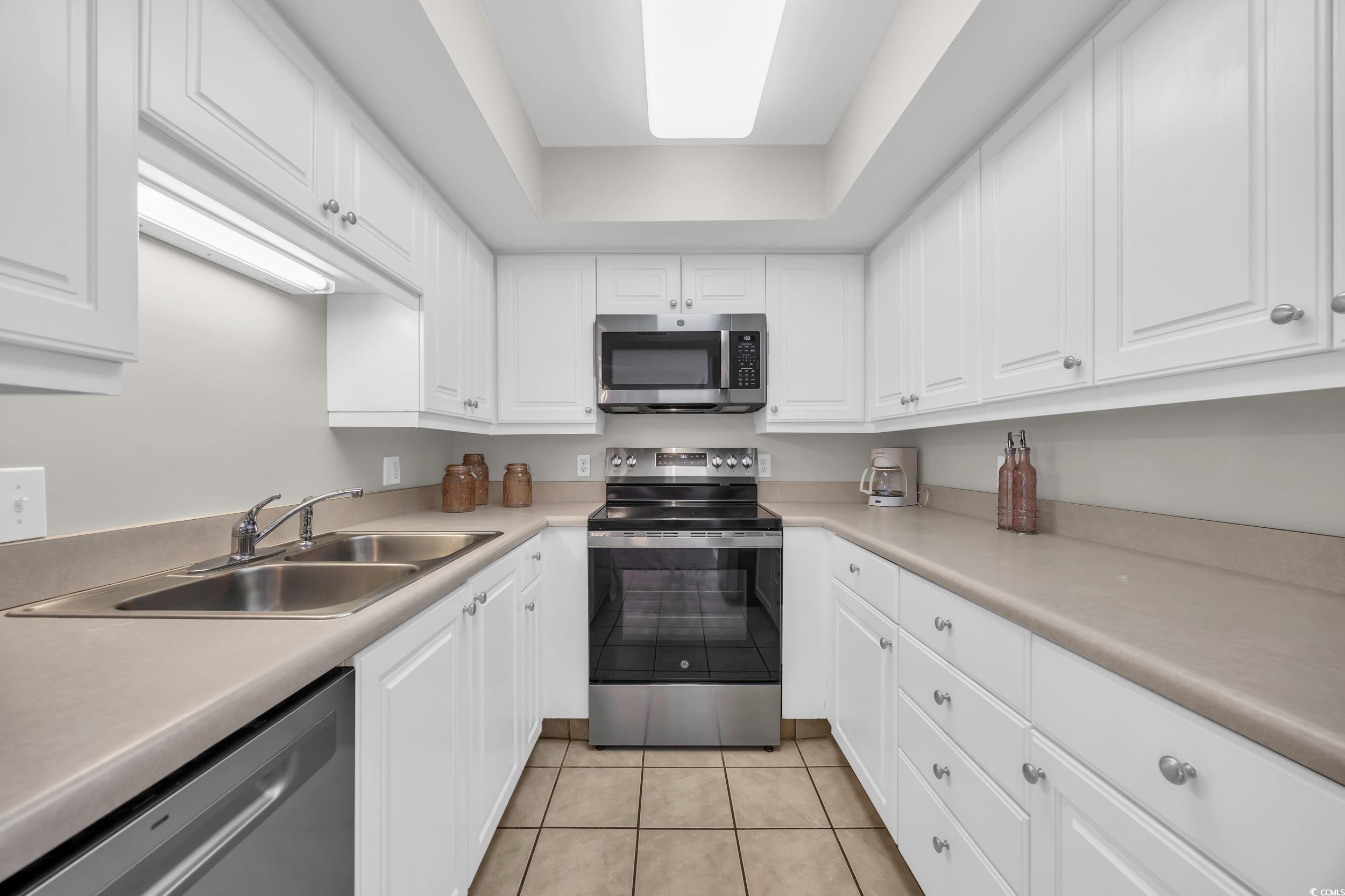 North Myrtle Beach, South Carolina, 29582, United States, 4 Bedrooms Bedrooms, ,3 BathroomsBathrooms,Residential,For Sale,2006490