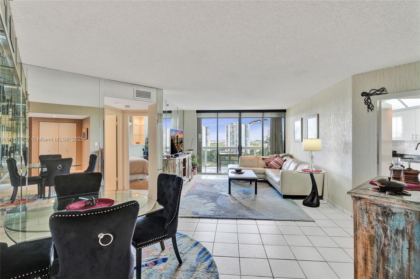 Aventura, Florida, 33180, United States, 2 Bedrooms Bedrooms, ,2 BathroomsBathrooms,Residential,For Sale,1954501