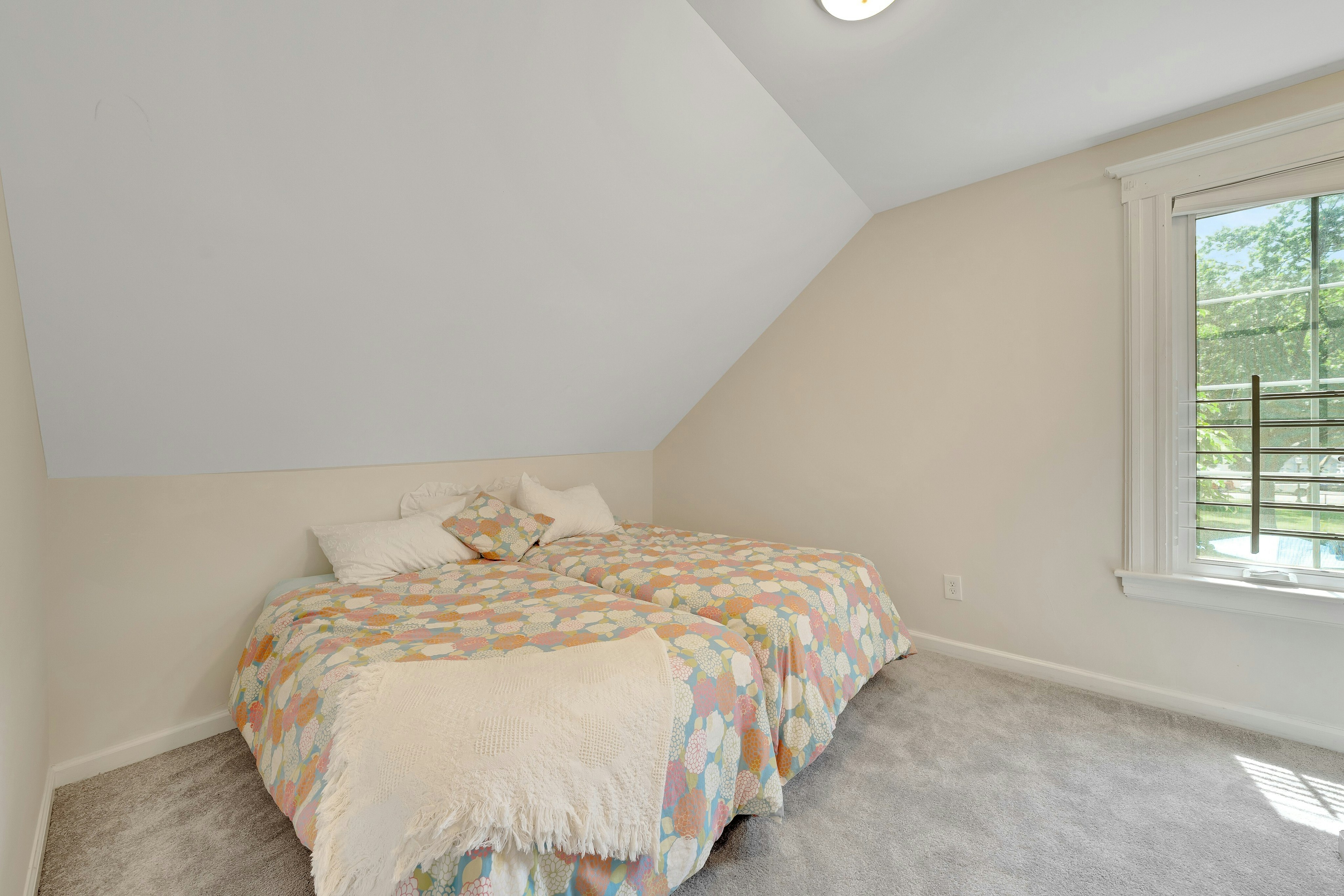  20 Florence Place, Elmwood Park, NJ 07407 - 物件實景